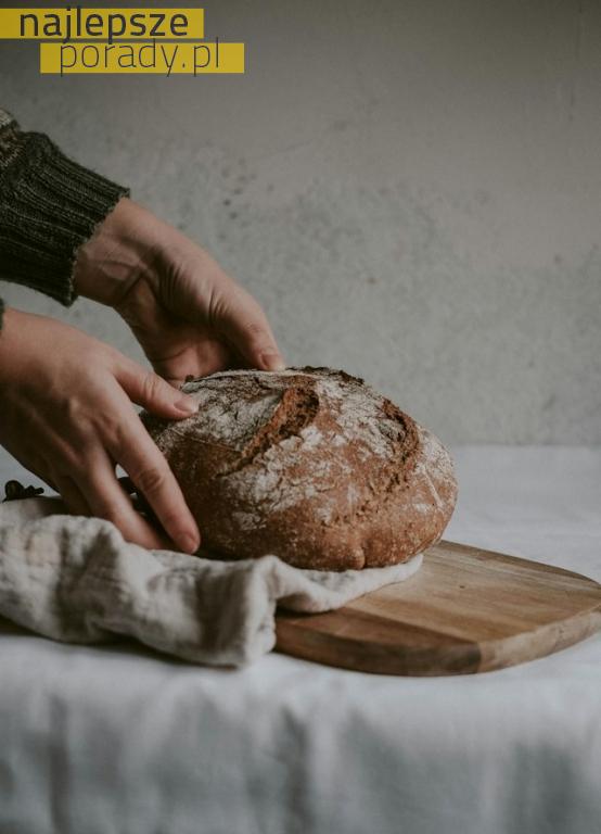 Jak zrobić domowy chleb na zakwasie?