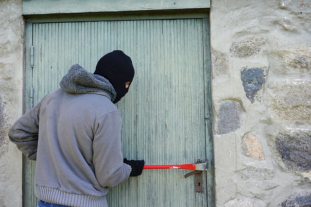 5 rad, jak zabezpieczyć dom przed złodziejami