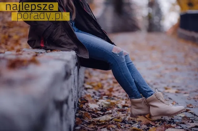 Jak pielęgnować obuwie jesienią i zimą?