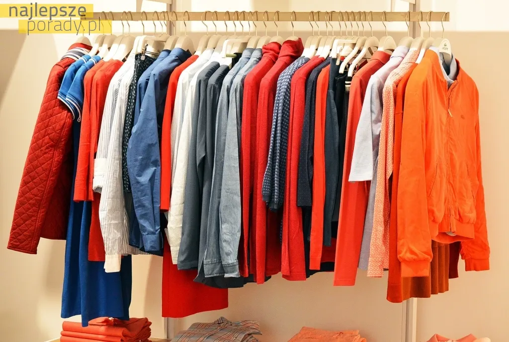 Jak odświeżyć ubrania zakupione w second-handzie?