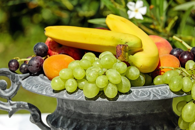 Jak myć warzywa i owoce?