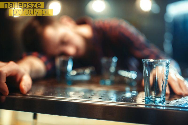 Detoks alkoholowy w Warszawie ‒ kiedy warto skorzystać z tego rozwiązania?