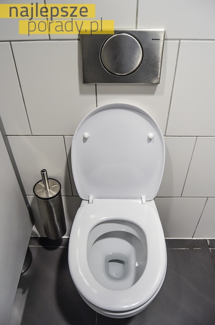 8 rzeczy, których nie należy wyrzucać do toalety